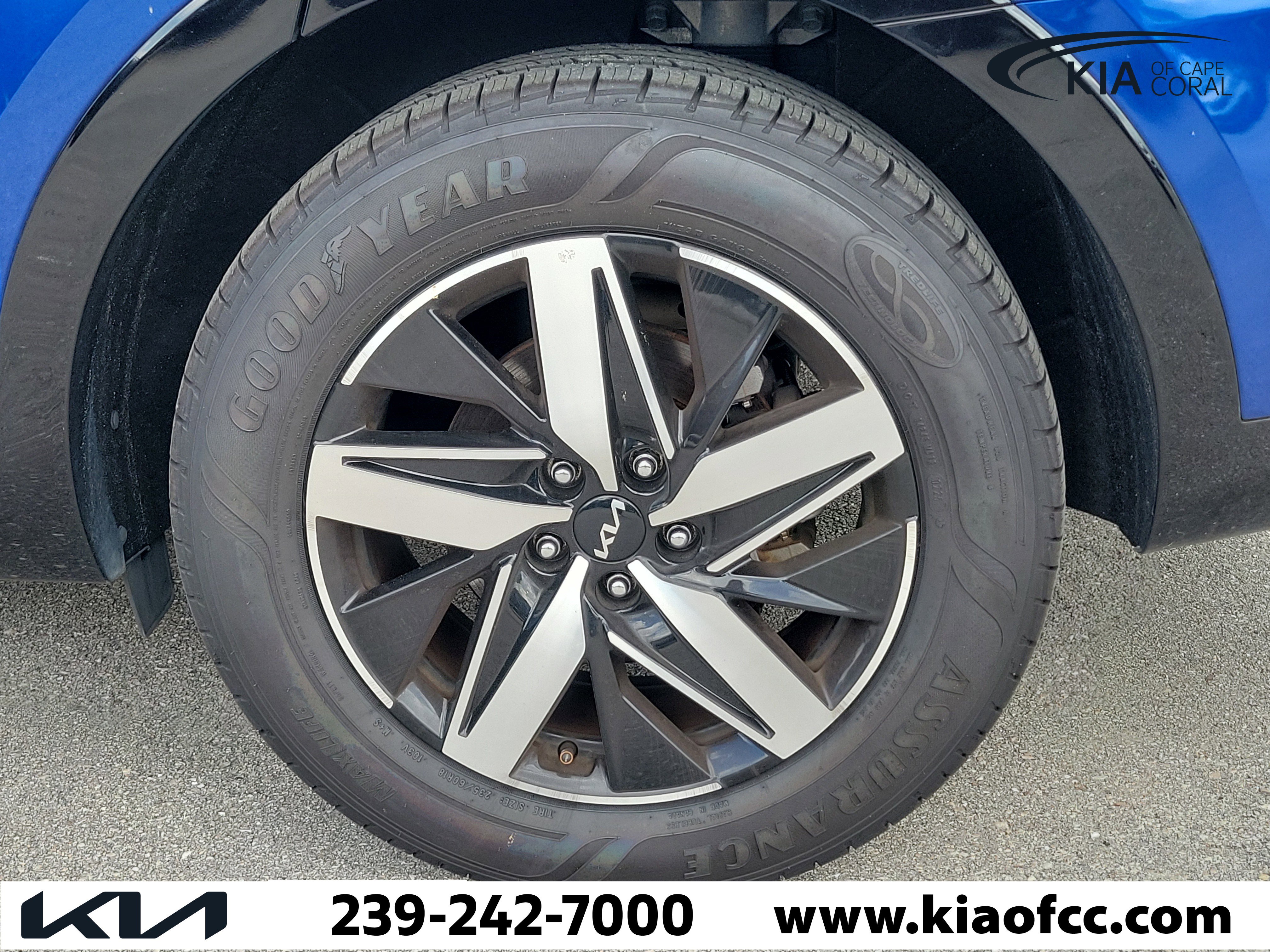 Used 2022 Kia Sorento S FWD image 8