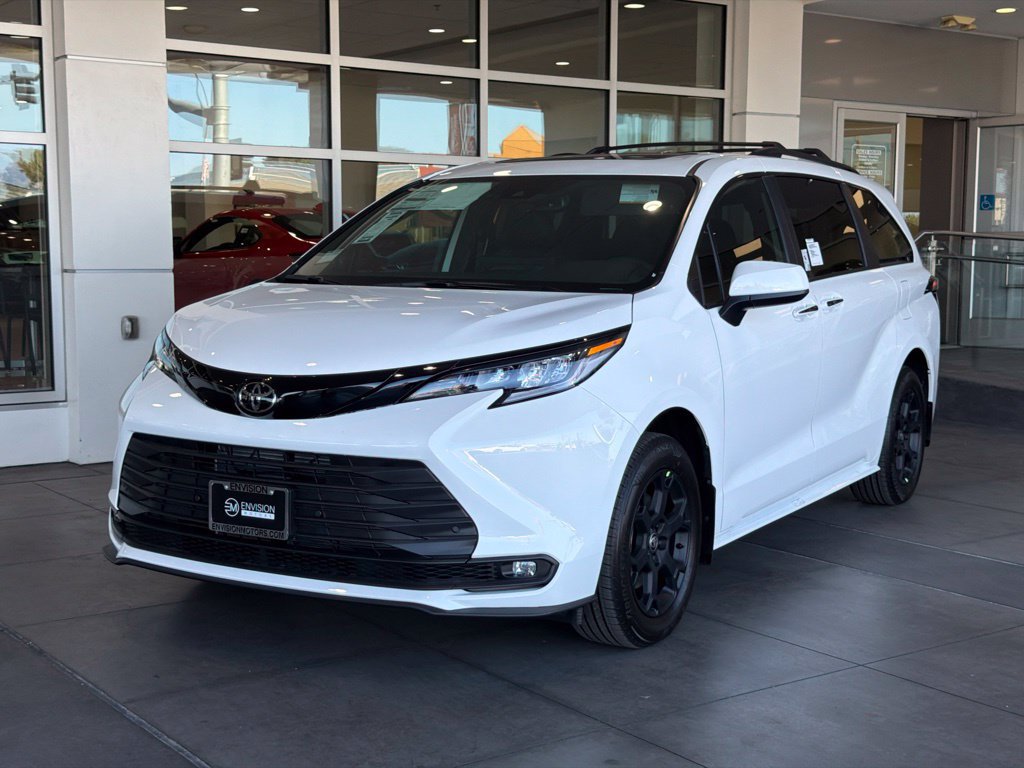 New 2026 Toyota Sienna XLE Woodland Edition AWD/4WD image 2
