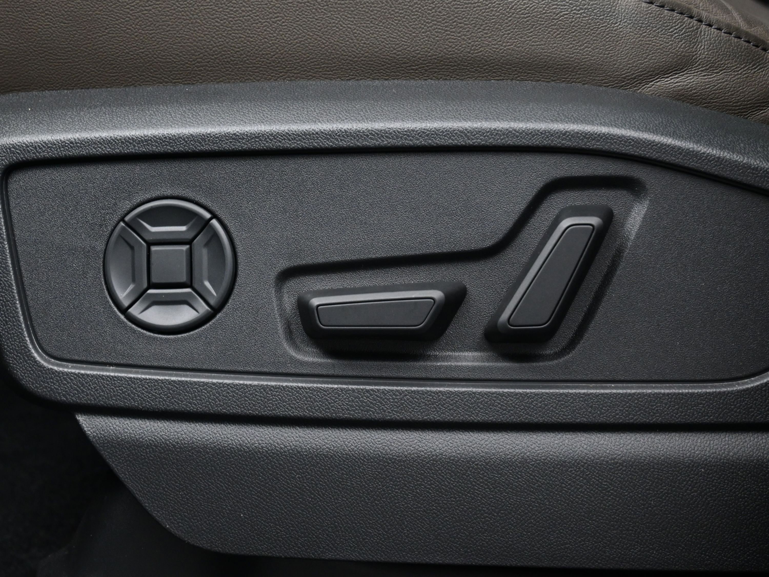 Used 2025 Audi Q5 Prestige image 10