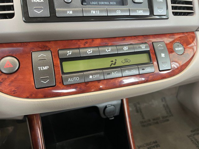 Used 2002 Toyota Camry XLE FWD image 19