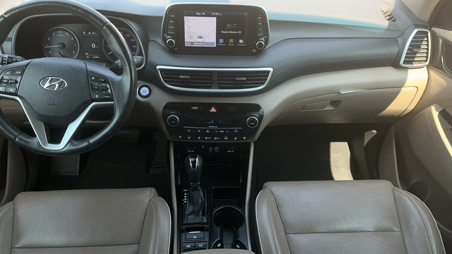Used 2021 Hyundai Tucson Ultimate w/ Cargo Package FWD image 17
