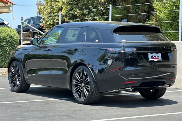 New 2026 Land Rover Range Rover Velar Dynamic SE image 3