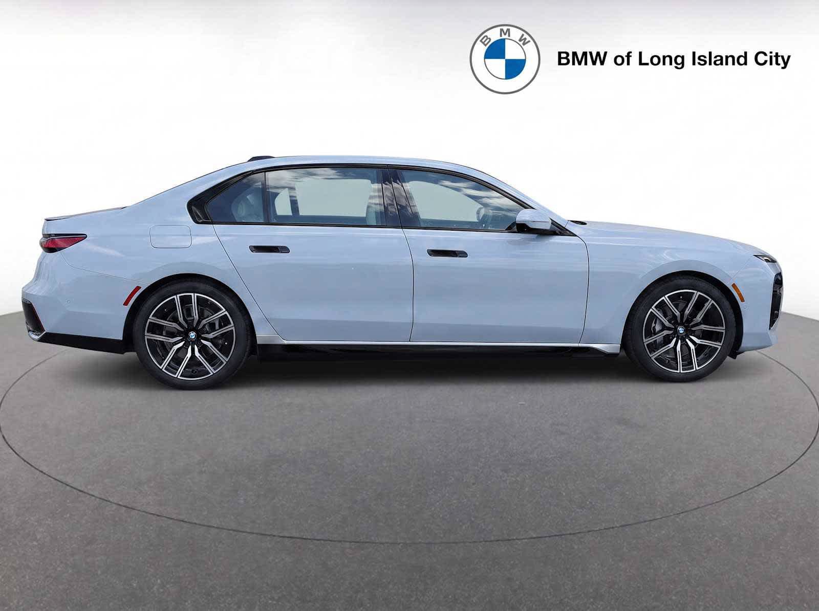 New 2026 BMW 740i xDrive AWD/4WD image 5