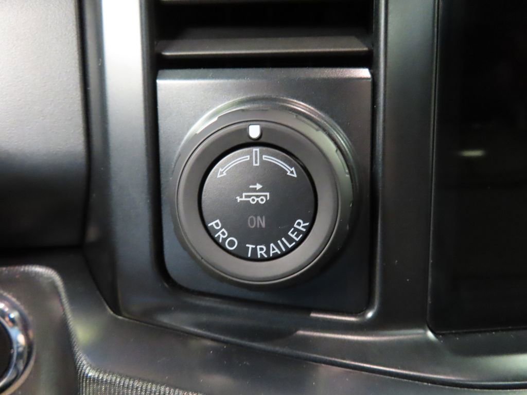 Used 2026 Ford F250 Platinum AWD/4WD image 71