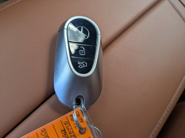 Used 2024 Mercedes-Benz S 580e 4MATIC Sedan image 32