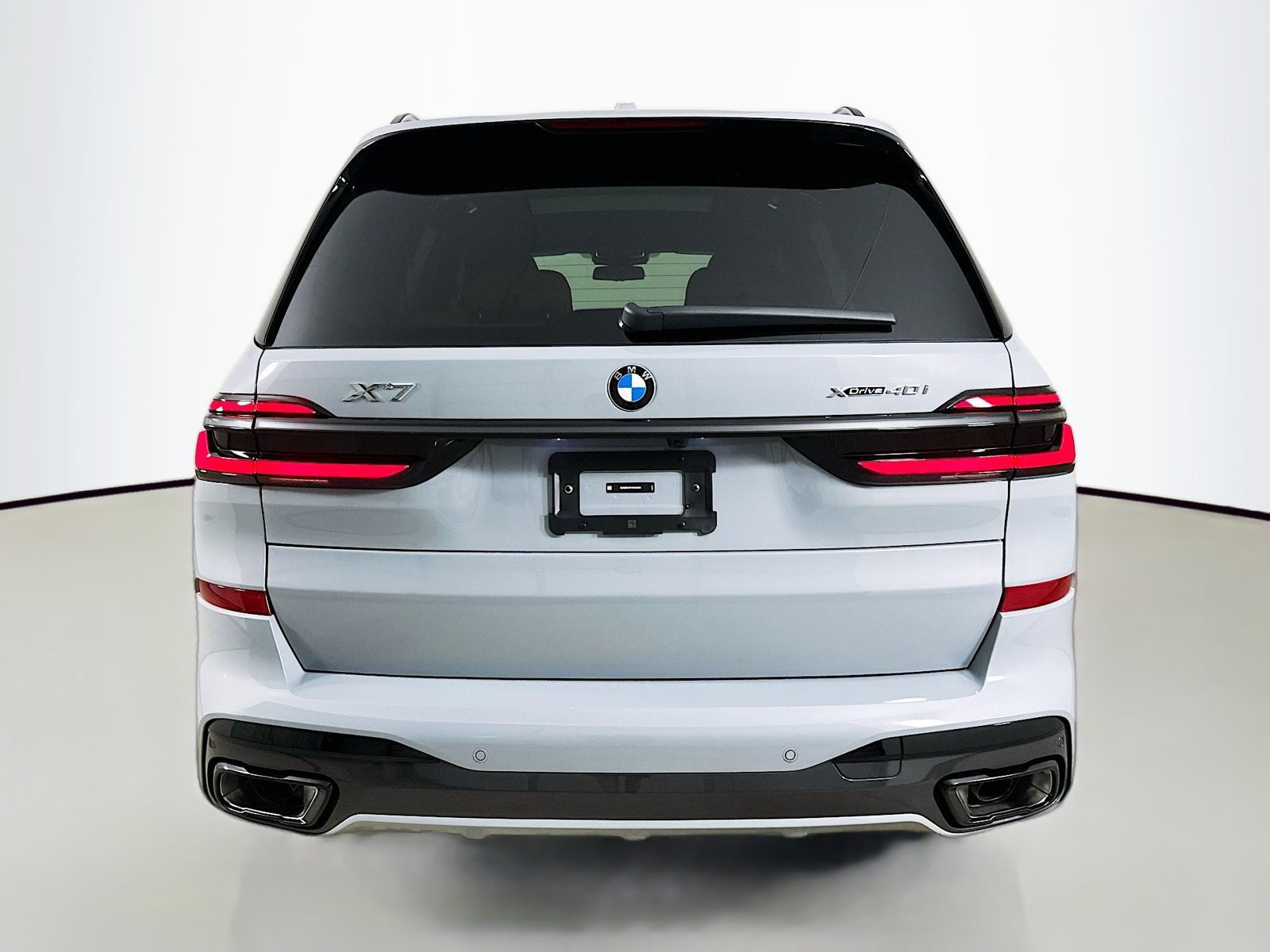 New 2027 BMW X7 xDrive40i w/ Executive Package AWD/4WD image 6