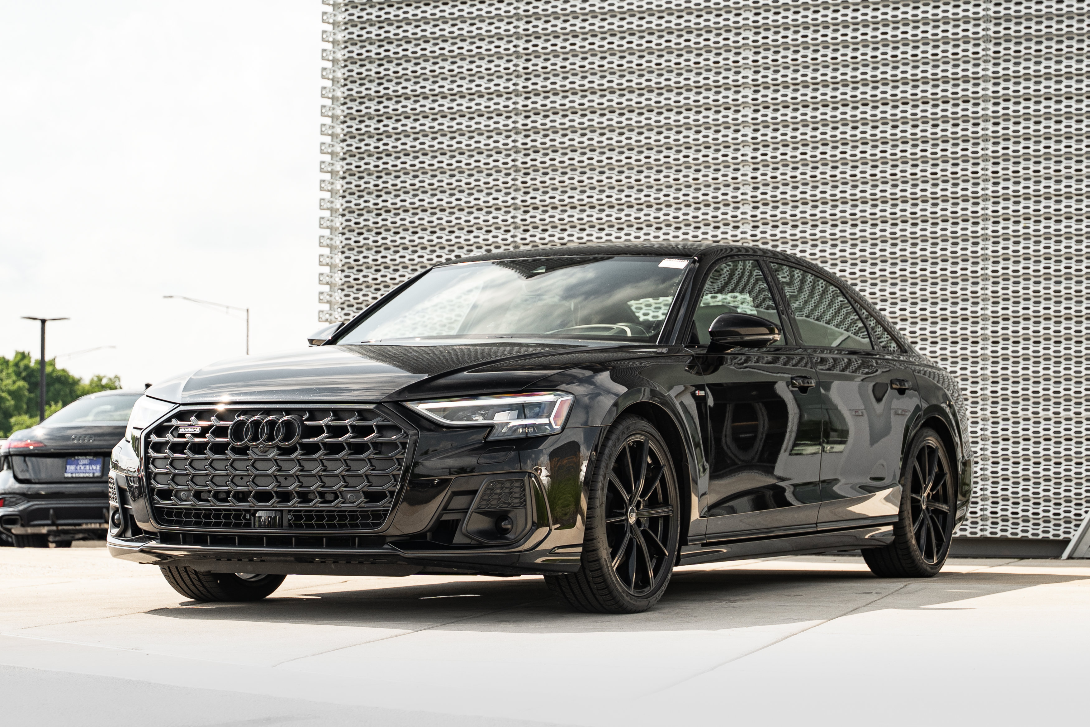 Certified 2022 Audi A8 L 3.0T AWD/4WD image 7
