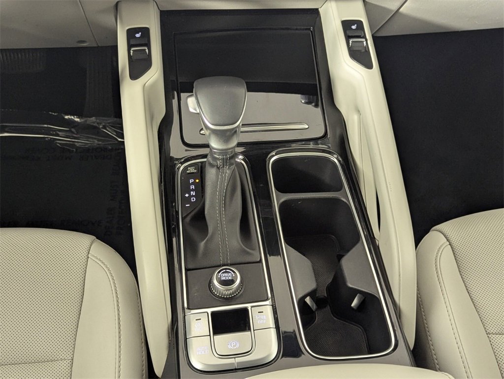 Used 2022 Kia Telluride S image 21