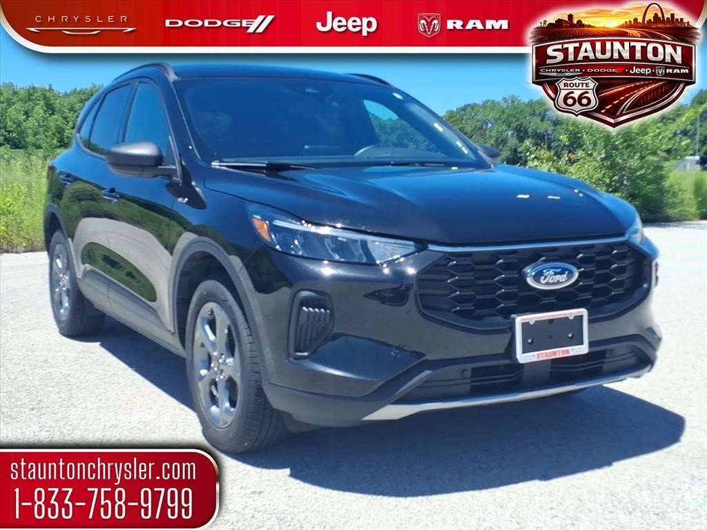 Used 2025 Ford Escape ST-Line