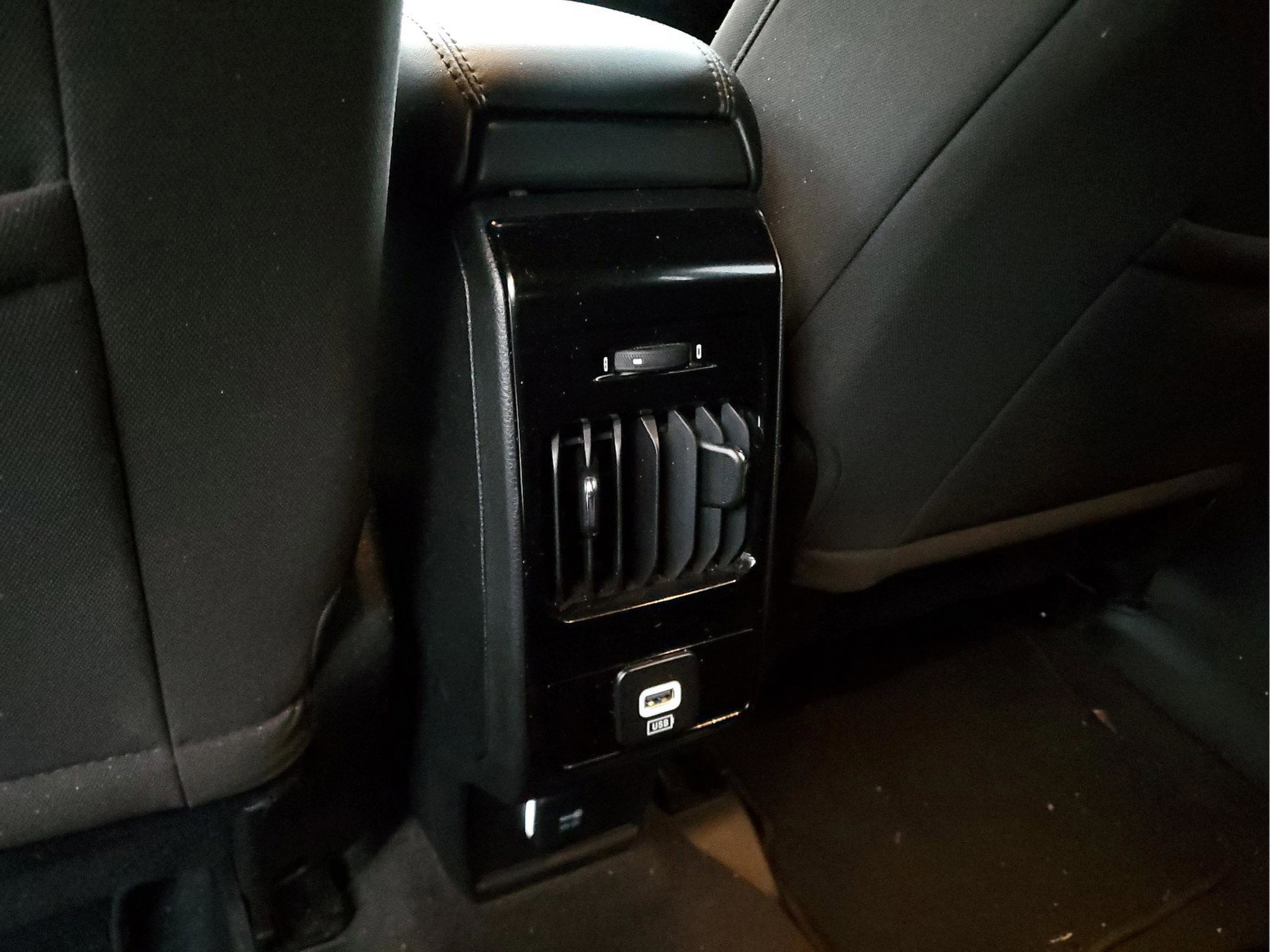 Certified 2024 Jeep Compass Sport image 12