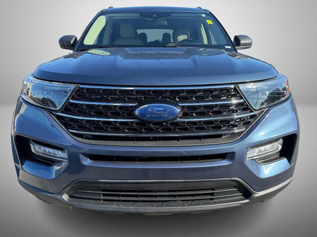 Used 2020 Ford Explorer XLT w/ Equipment Group 202A image 11