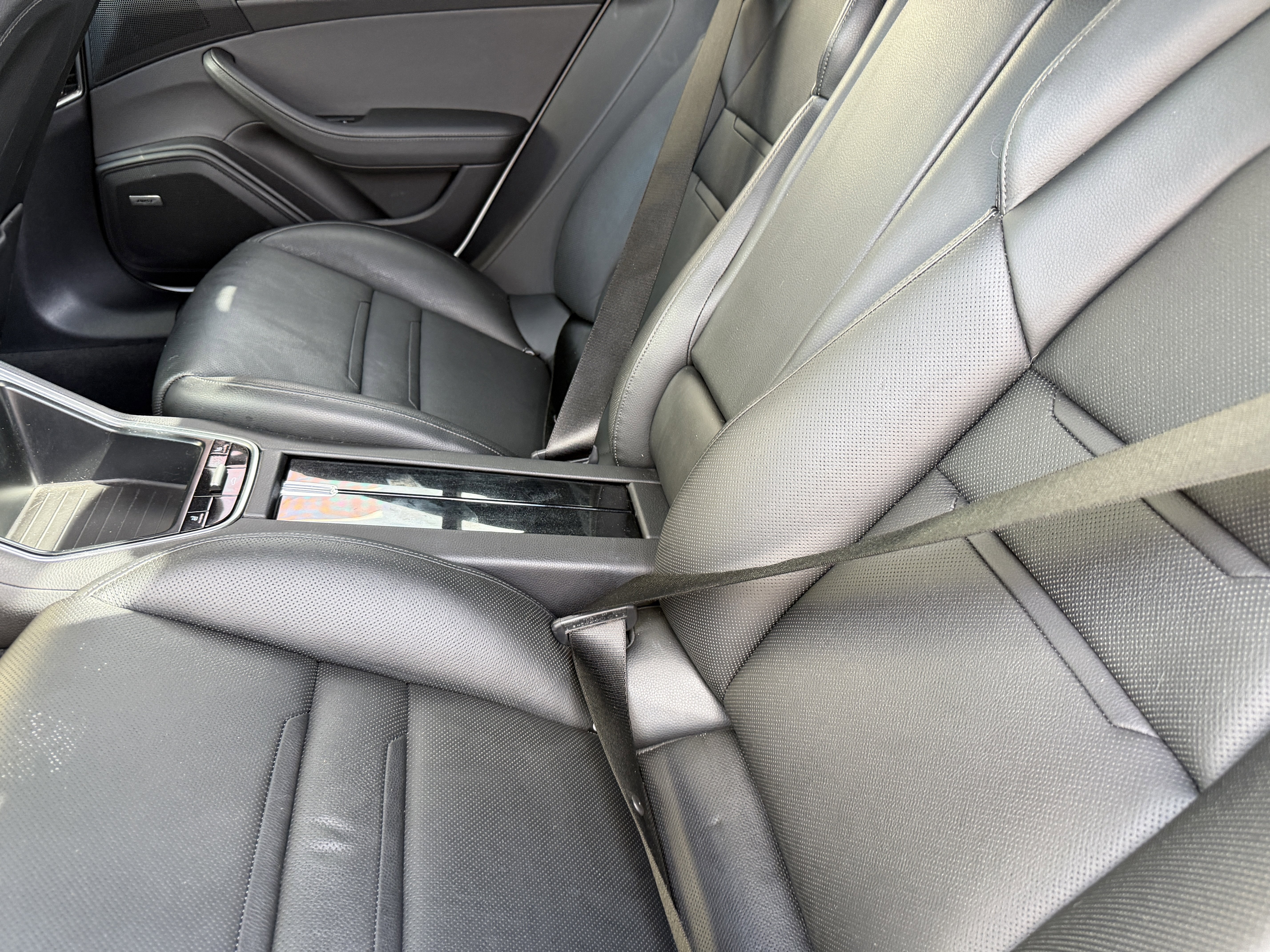 Certified 2020 Porsche Panamera image 22