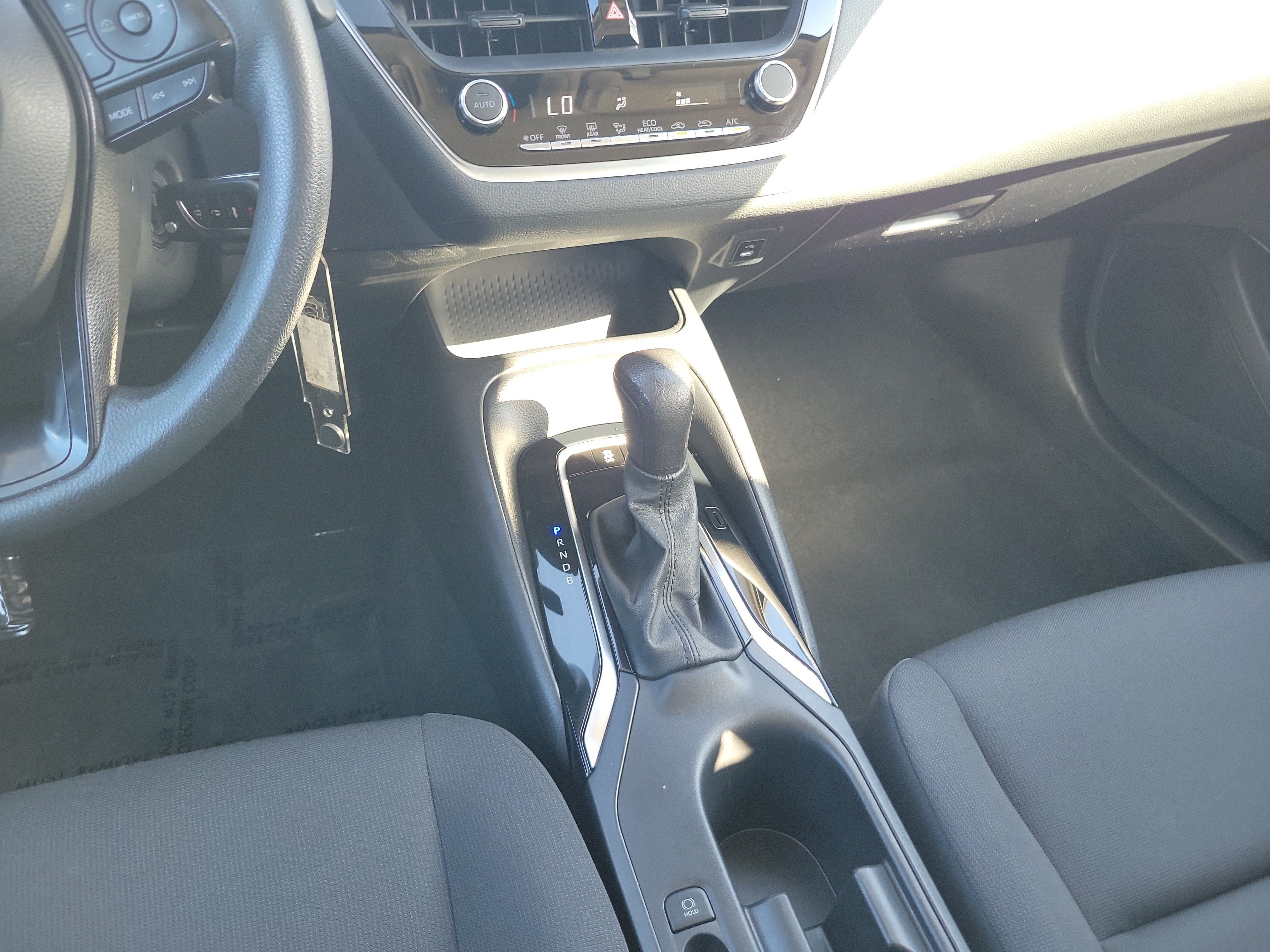 Used 2024 Toyota Corolla LE FWD image 19