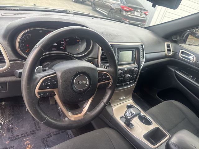 Used 2015 Jeep Grand Cherokee Laredo w/ Quick Order Package 23E image 16