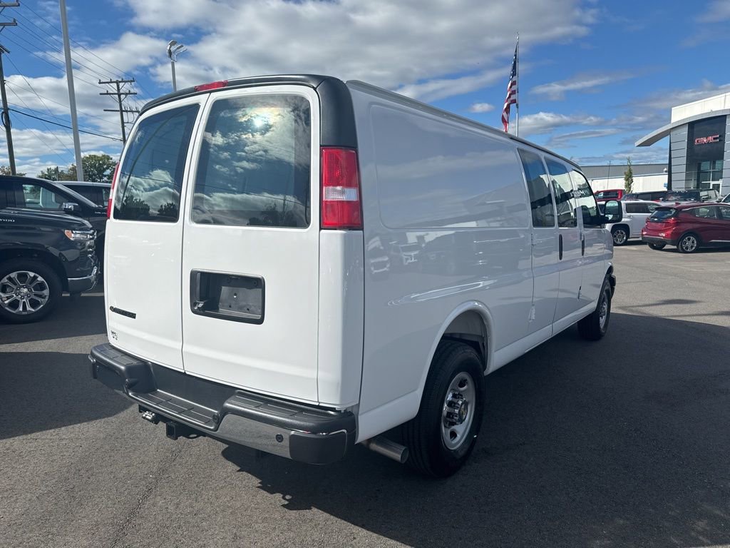 New 2025 Chevrolet Express 3500 Extended w/ Driver Convenience Package RWD image 5