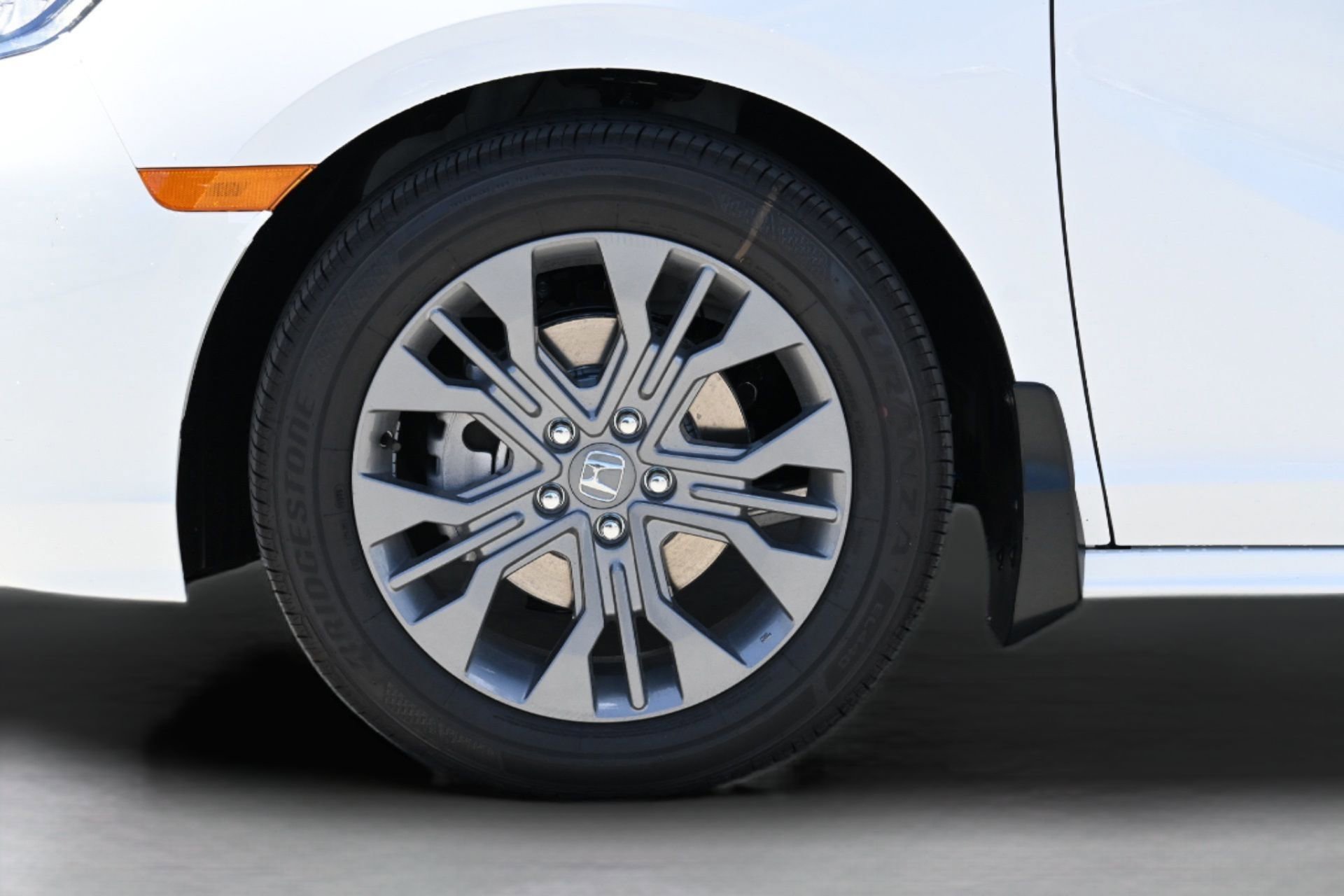 New 2025 Honda Odyssey Touring image 33