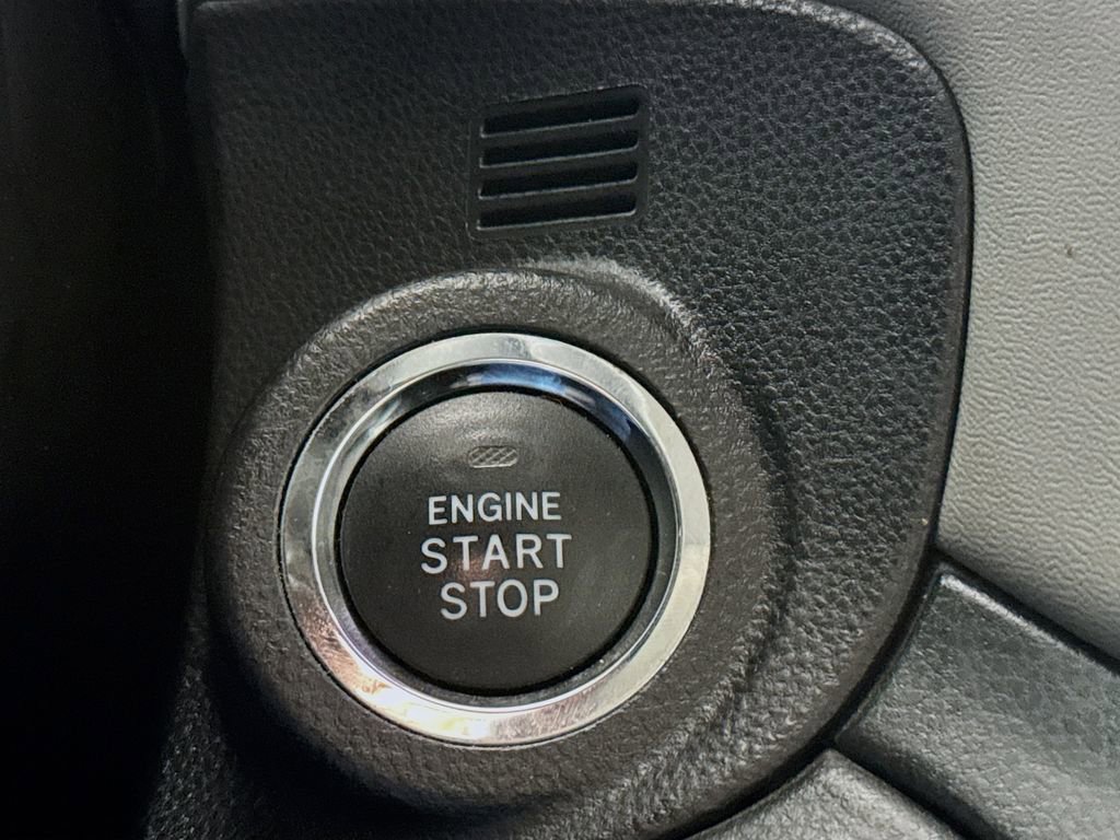 Used 2023 Subaru Outback Limited image 19