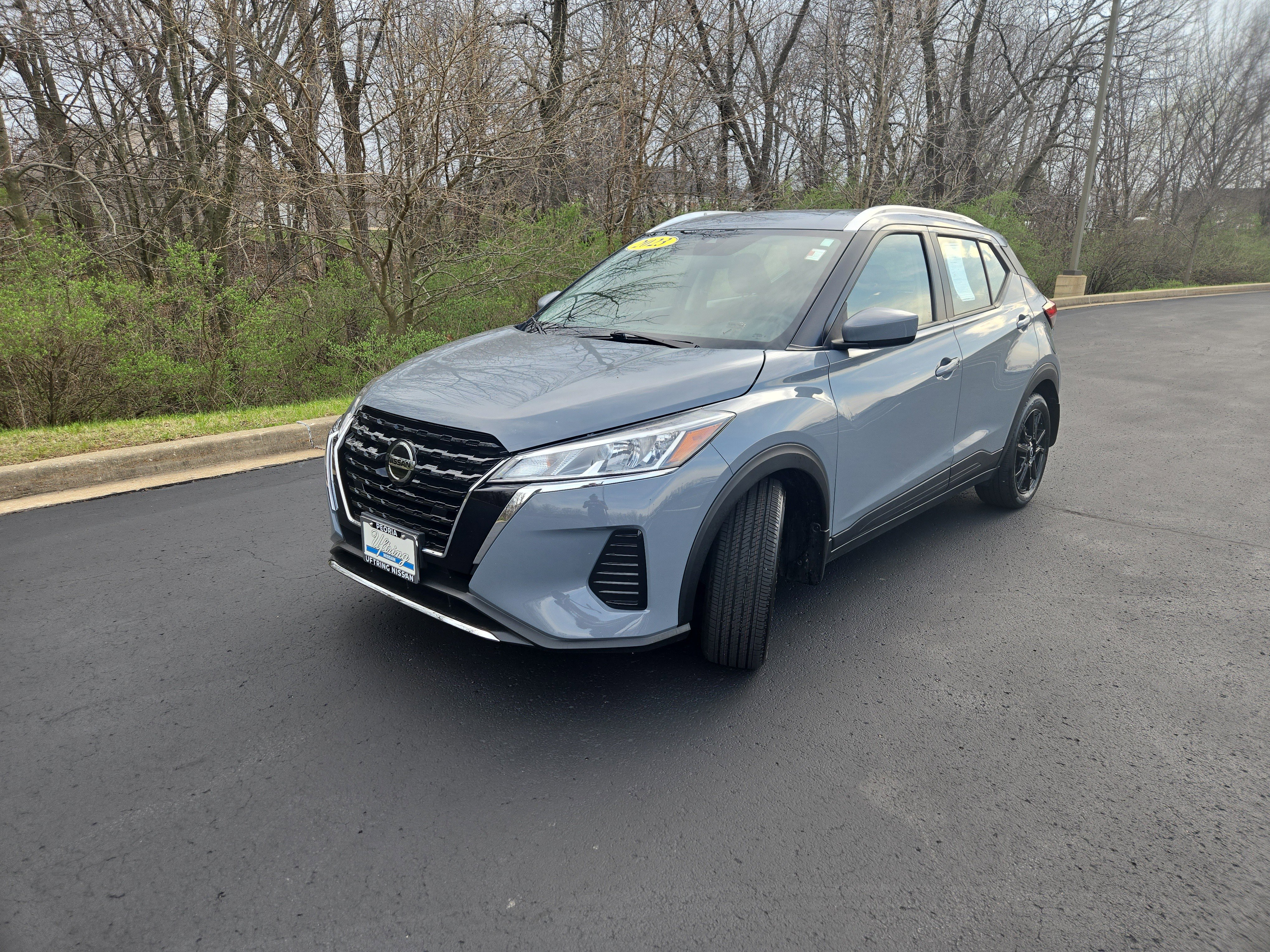 Used 2023 Nissan Kicks SV image 4