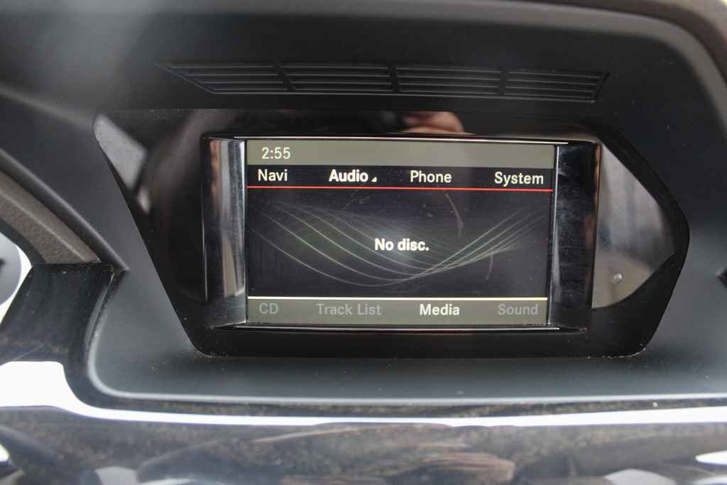 Used 2015 Mercedes-Benz GLK 350 2WD image 18