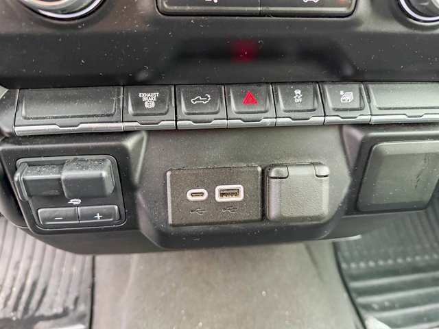 Used 2023 Chevrolet Silverado 3500 LT image 14