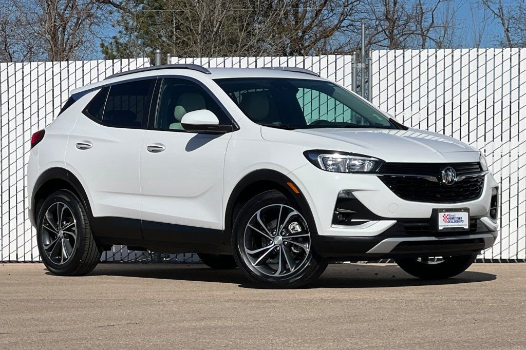 Used 2023 Buick Encore GX Select image 2