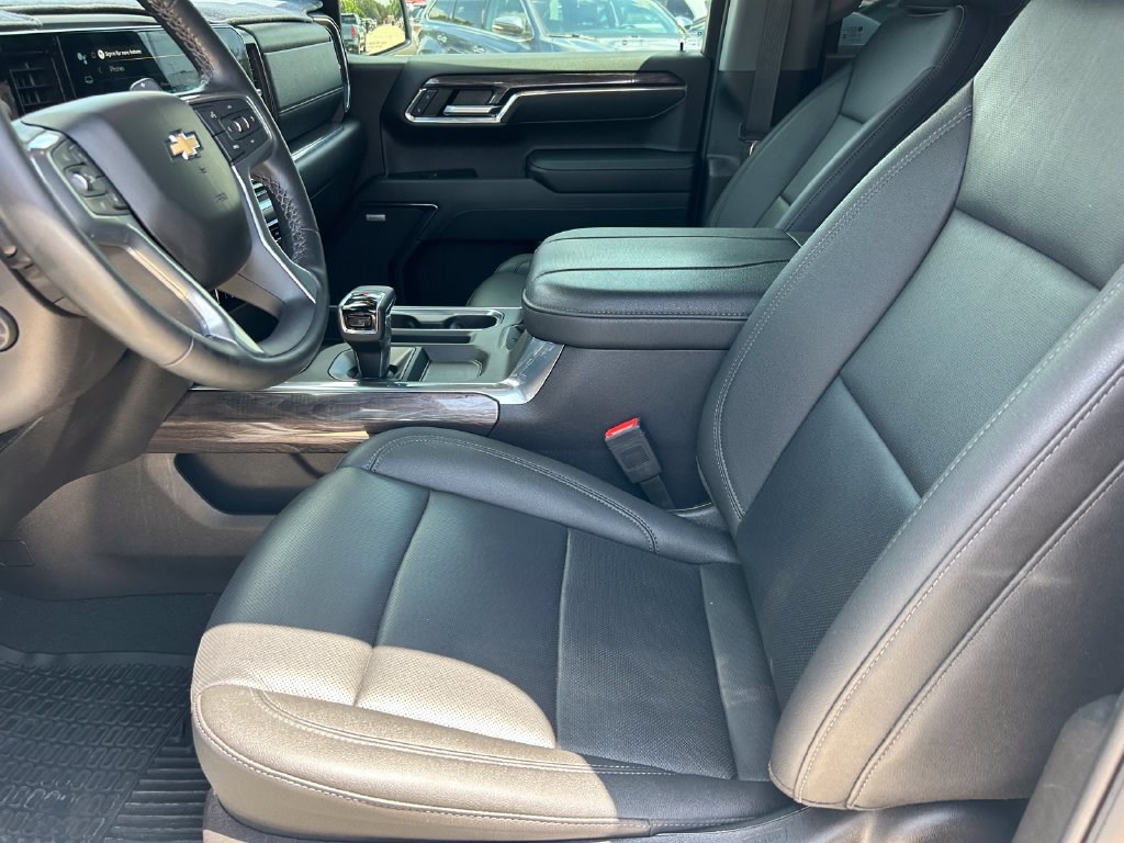 Used 2024 Chevrolet Silverado 1500 LTZ w/ LTZ Premium Texas Edition RWD image 11