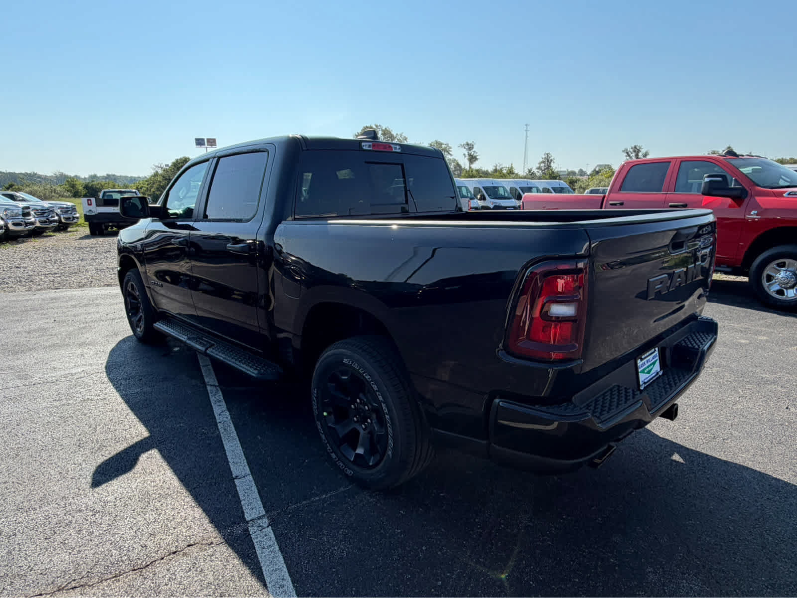 New 2027 RAM 1500 Express AWD/4WD image 4