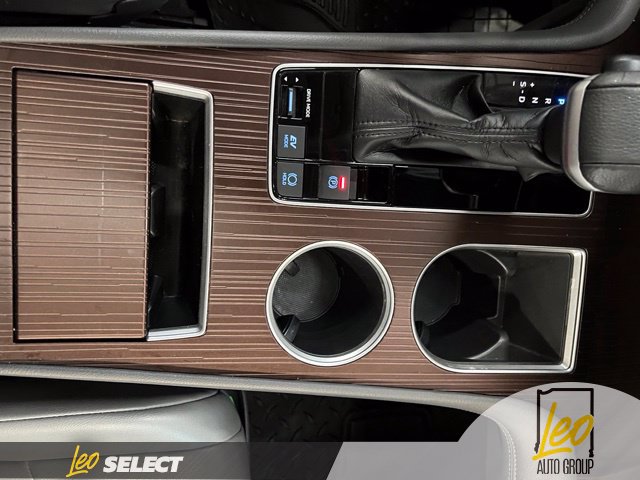 Used 2021 Toyota Sienna XLE FWD image 15