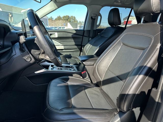 Used 2022 Ford Explorer Limited w/ Limited Technology Package image 38