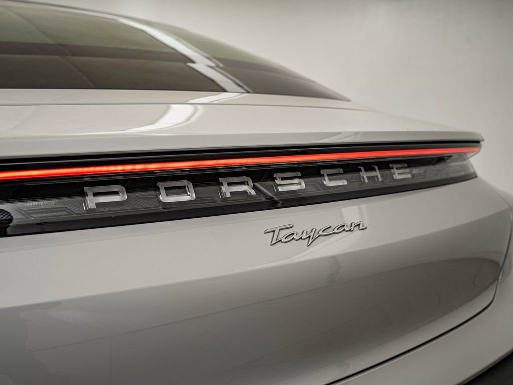Certified 2022 Porsche Taycan image 20