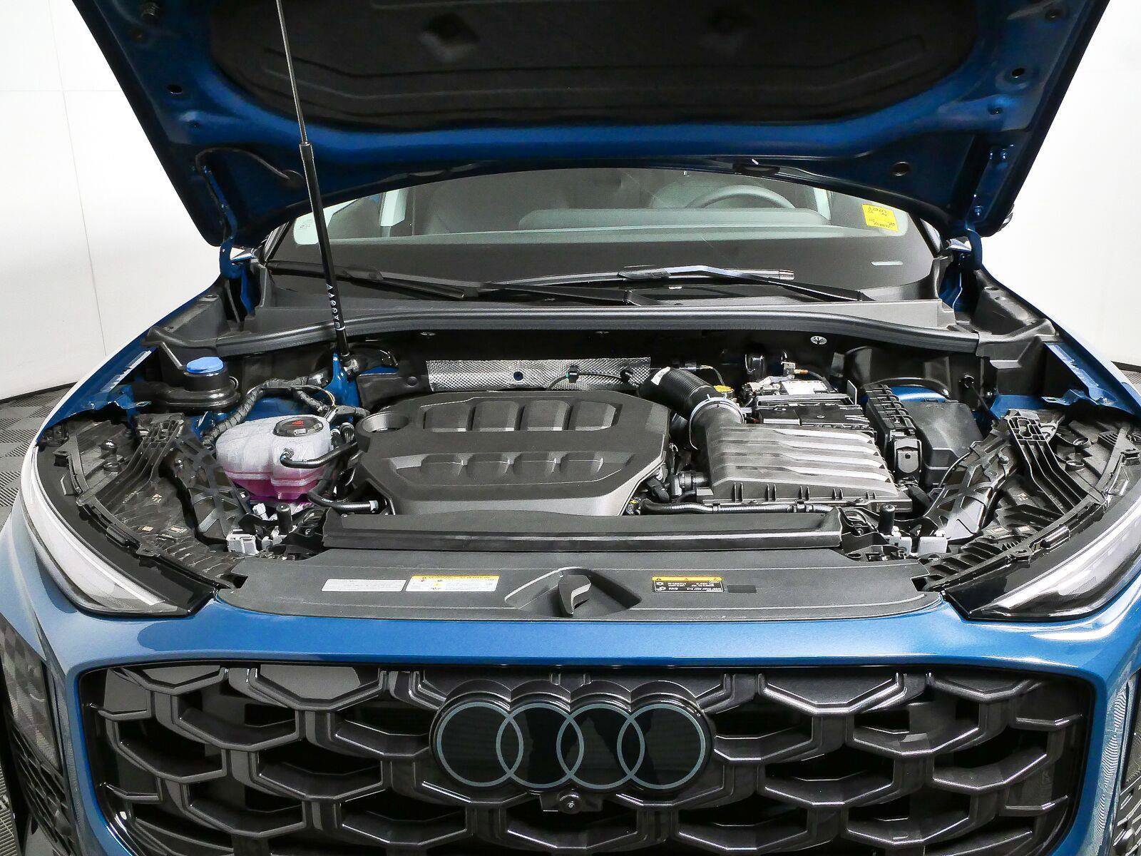New 2026 Audi Q3 quattro 2.0T AWD/4WD image 11