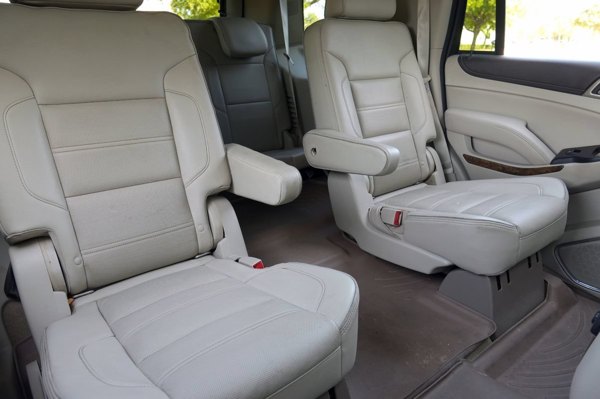 Used 2015 GMC Yukon Denali w/ Open Road Package AWD/4WD image 12