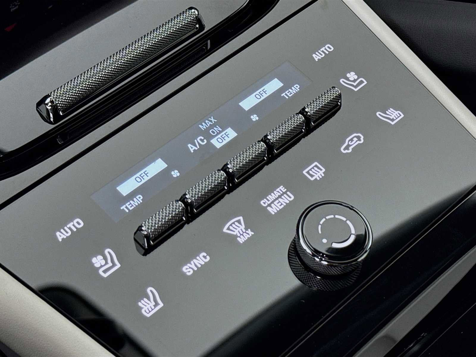 New 2026 Porsche Cayenne Coupe image 22