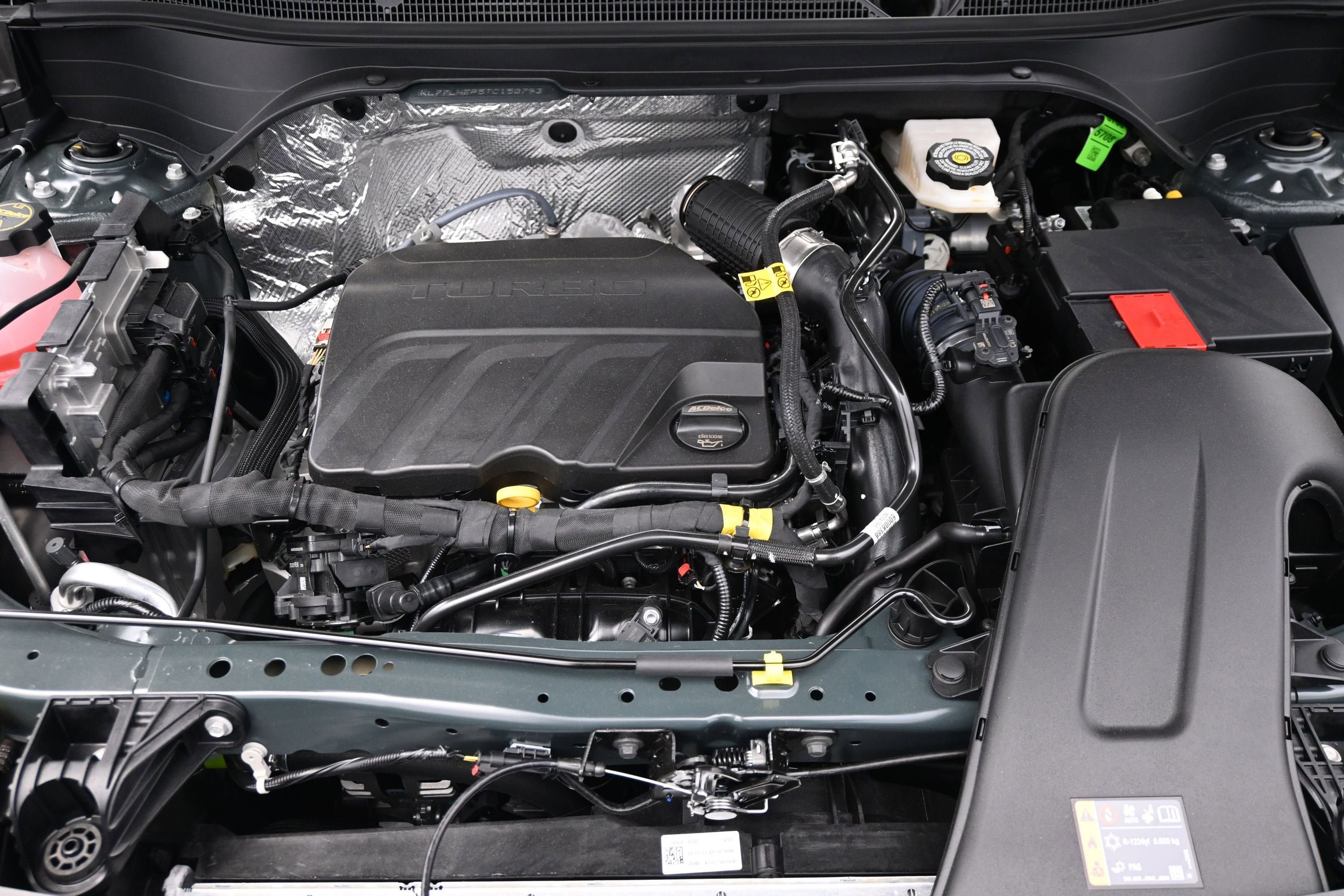New 2026 Chevrolet Trax LT w/ Sunroof Package FWD image 30