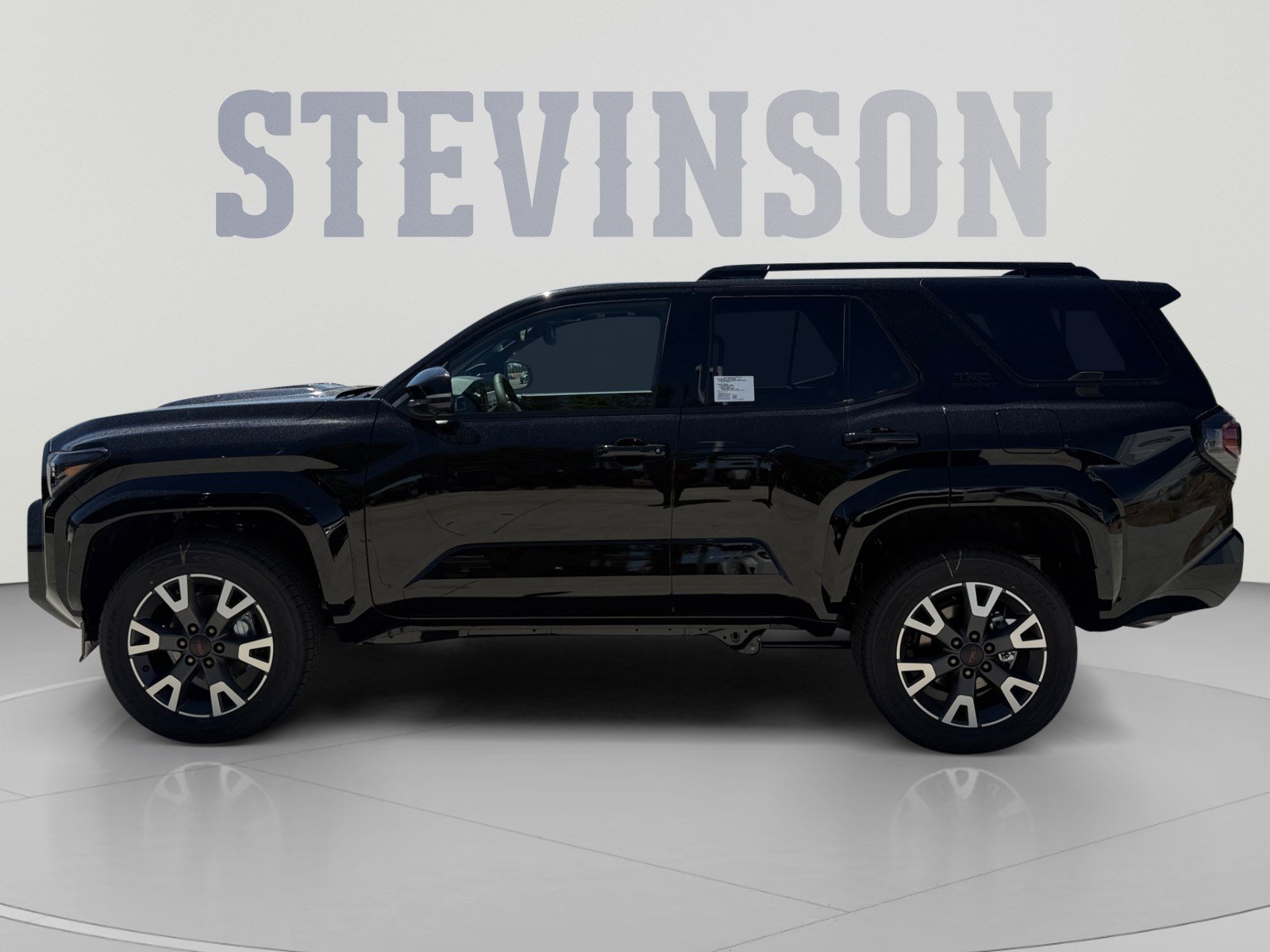 New 2026 Toyota 4Runner SR5 AWD/4WD image 2