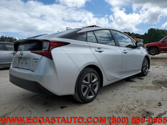 Used 2021 Toyota Prius XLE FWD image 4