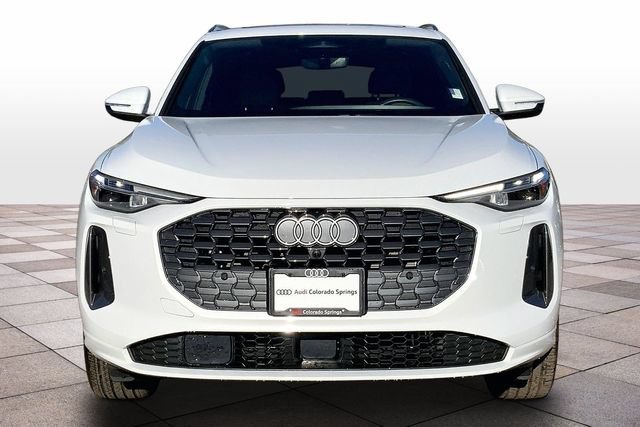 Used 2025 Audi Q5 Premium Plus w/ Premium Plus AWD/4WD image 3