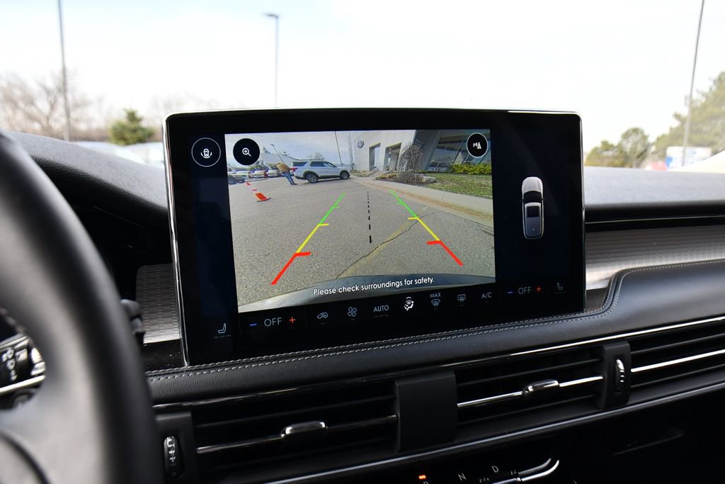 Used 2024 Lincoln Corsair Premiere image 26