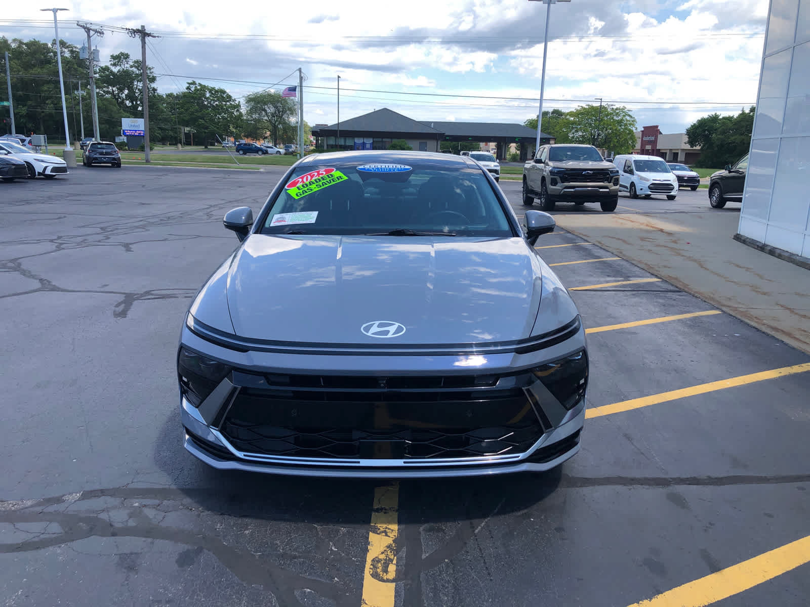 Certified 2025 Hyundai Sonata Limited FWD image 2