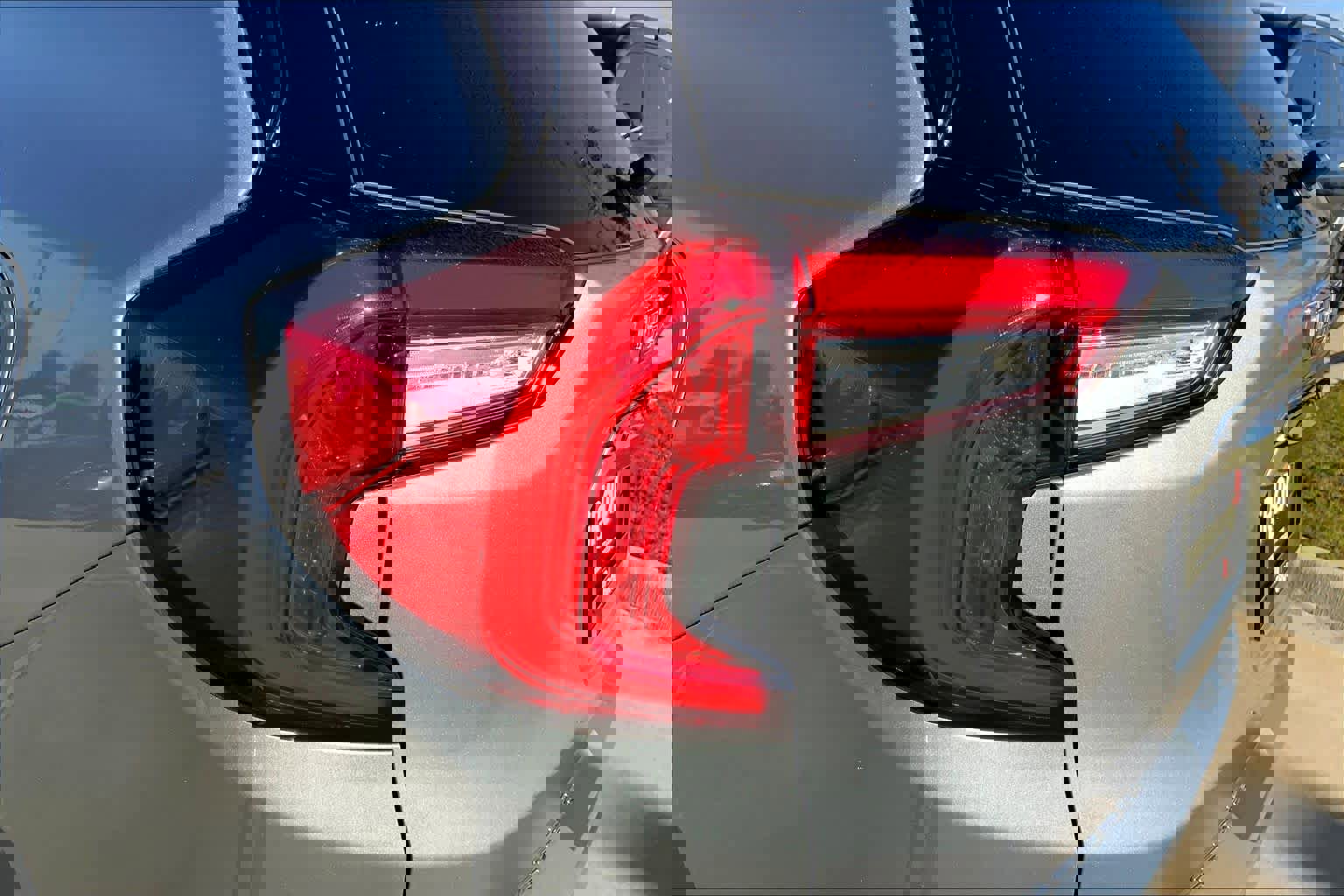 Used 2024 GMC Terrain Denali w/ Denali Premium Package image 24