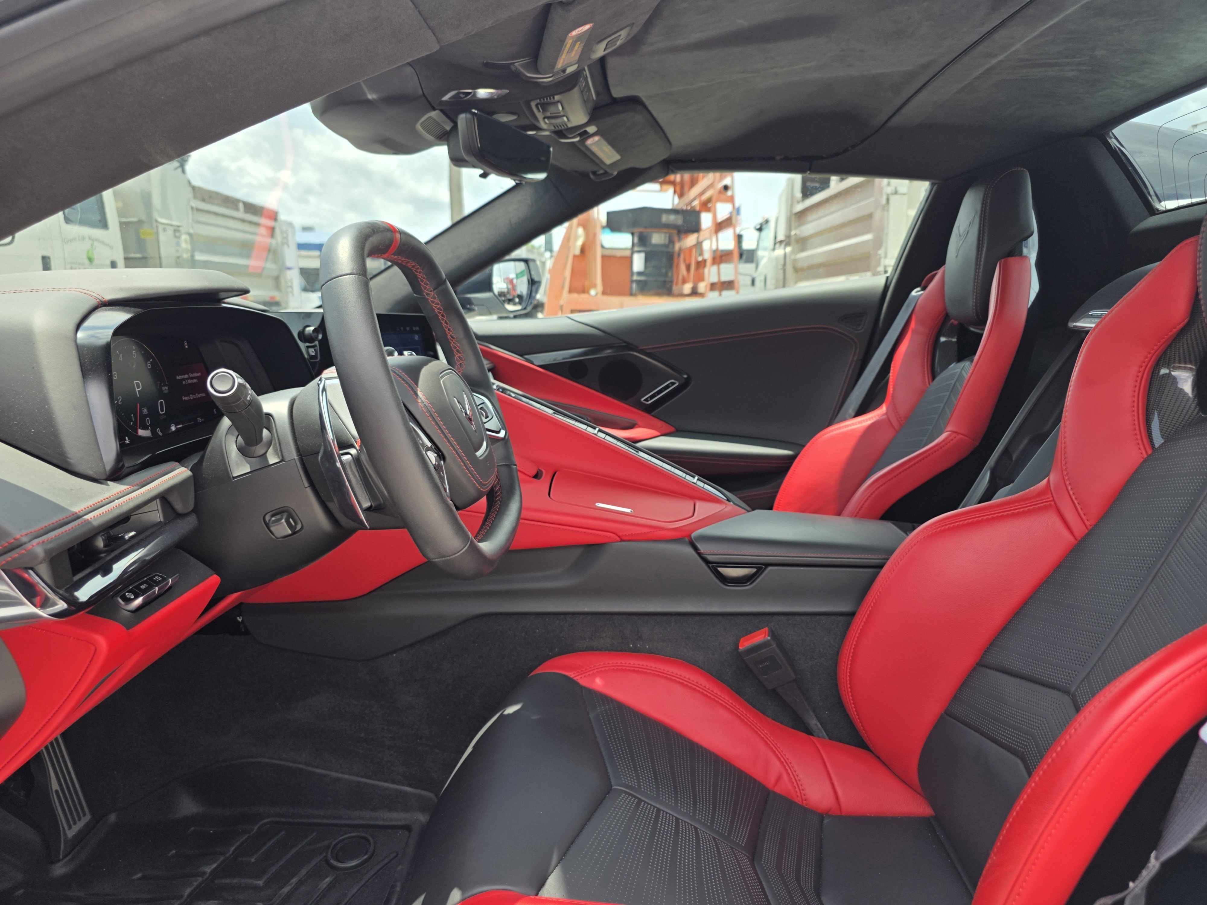 Used 2024 Chevrolet Corvette Stingray Premium Conv w/ Z51 Performance Package RWD image 18