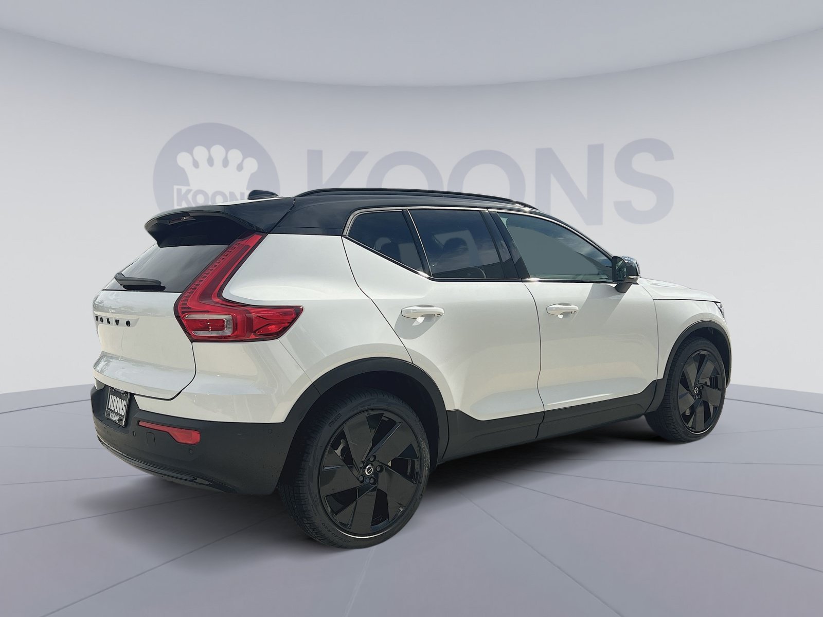 New 2026 Volvo EX40 Ultra AWD/4WD image 7