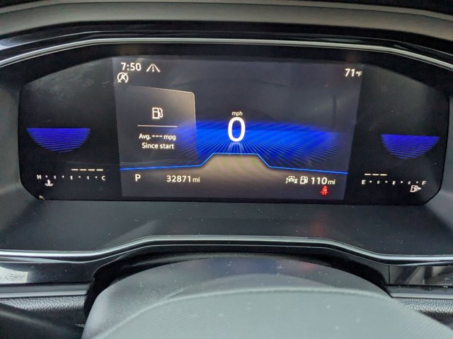 Used 2024 Volkswagen Jetta SE w/ Panoramic Sunroof Package image 11