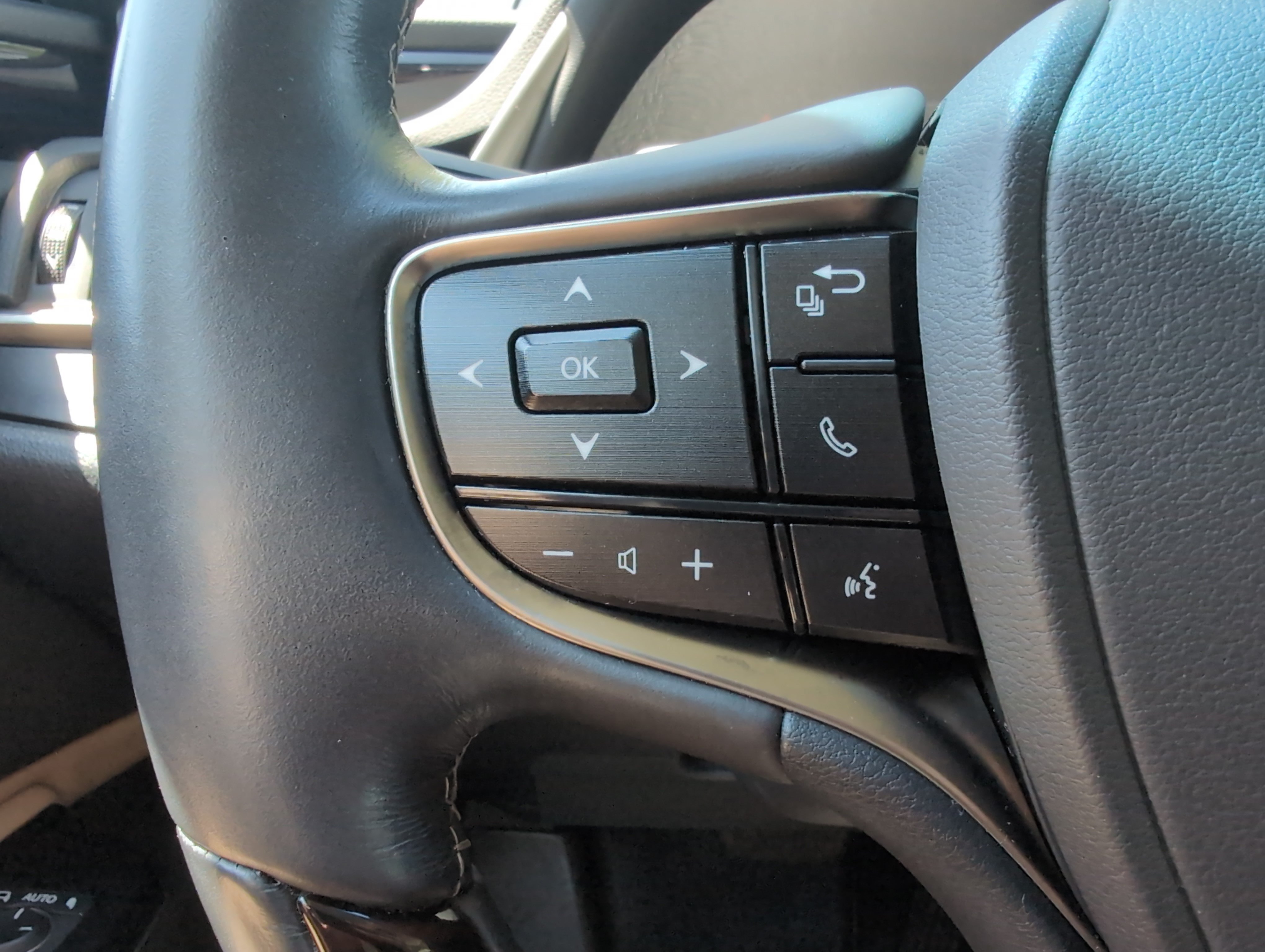 Used 2021 Lexus ES 350 w/ Premium Package FWD image 19