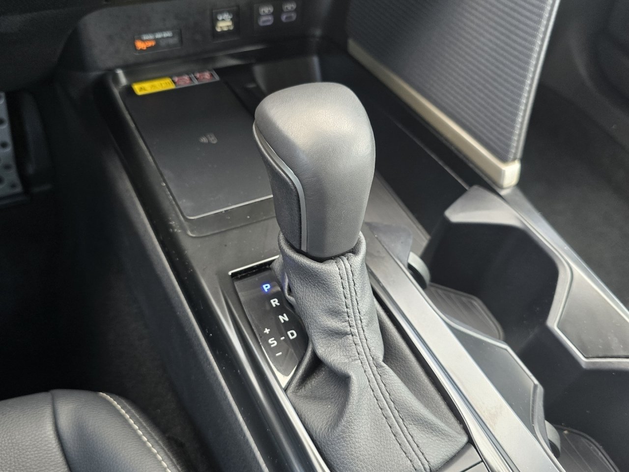 Certified 2025 Toyota Camry SE FWD image 27