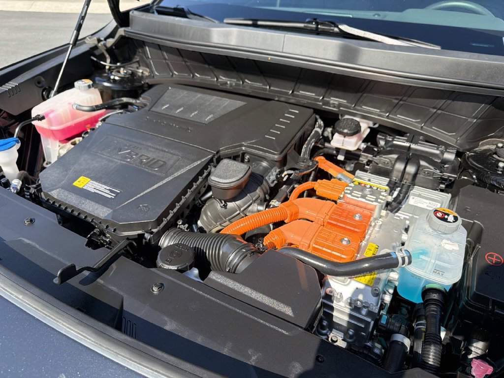 Used 2025 Kia Niro EX FWD image 22