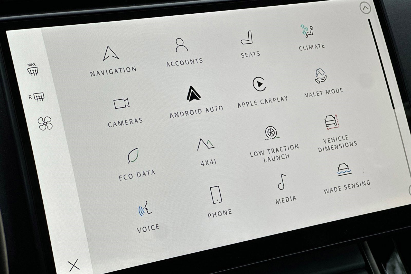 Certified 2025 Land Rover Range Rover Velar S image 23