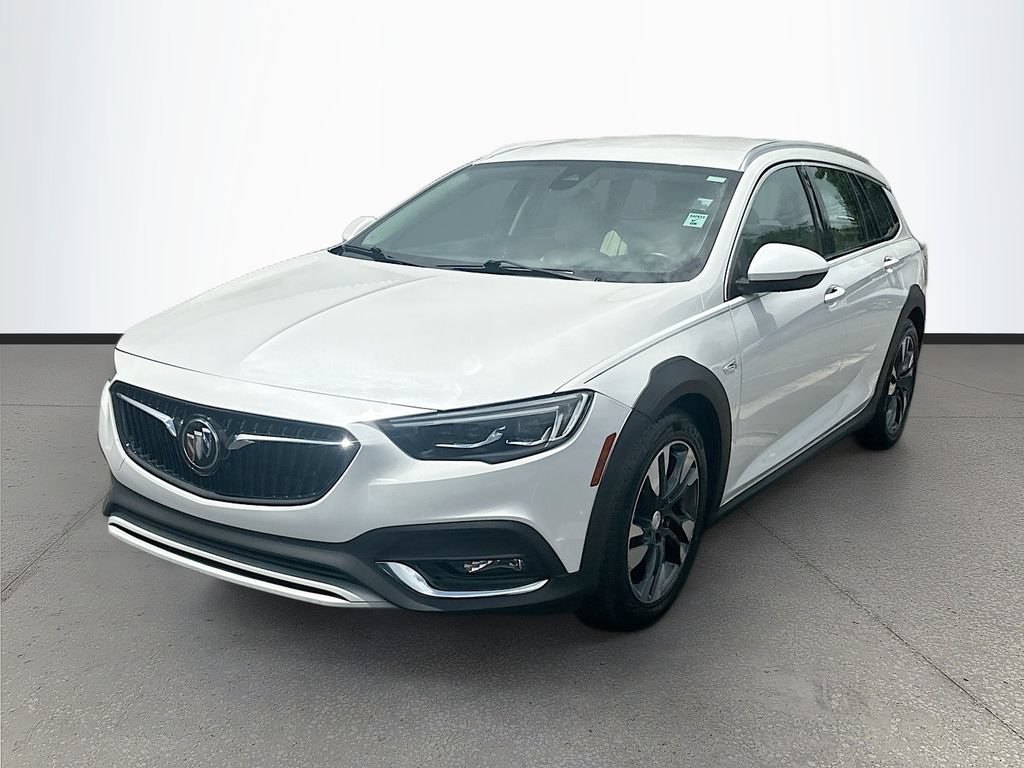 Used 2019 Buick Regal Essence w/ Driver Confidence Package I AWD/4WD image 3