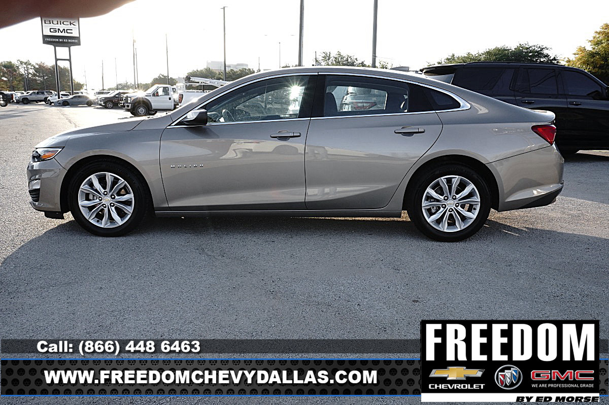 Certified 2025 Chevrolet Malibu LT FWD image 4
