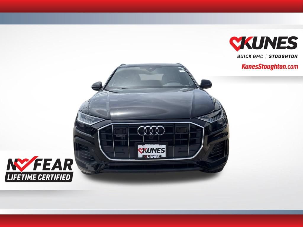 Used 2023 Audi Q8 Premium w/ Convenience Package AWD/4WD image 4
